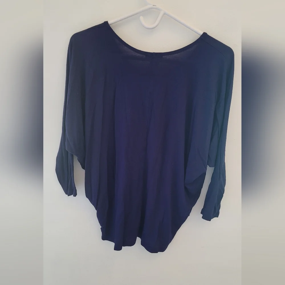 K&C Blue top - Picture 4 of 5